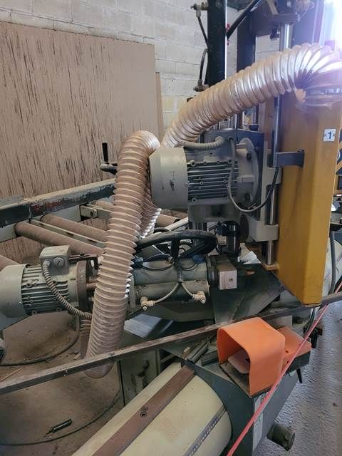 4TC102211-Caselli-Group-SECOND-HAND-DOUBLE-SIDED-CUTTING-SAW-BORING-BERLE-MOD-TB2000-(3).jpeg