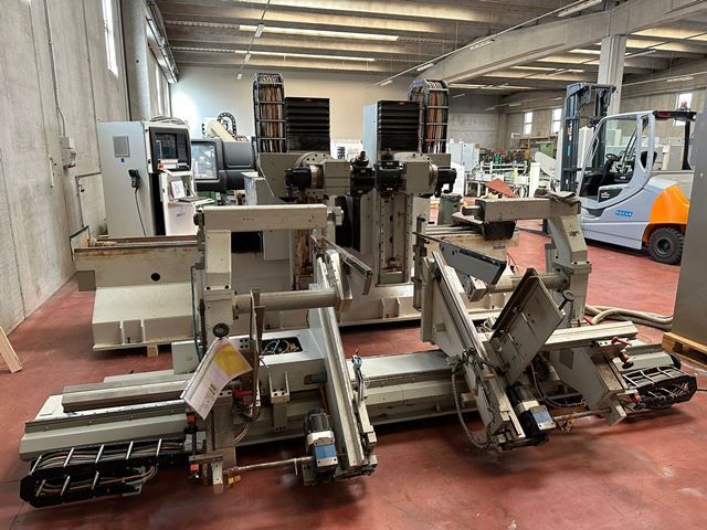 4CN302309-Caselli-Group-5-AXIS-CNC-WORKING-CENTER-BACCI-DOUBLE-2.jpeg
