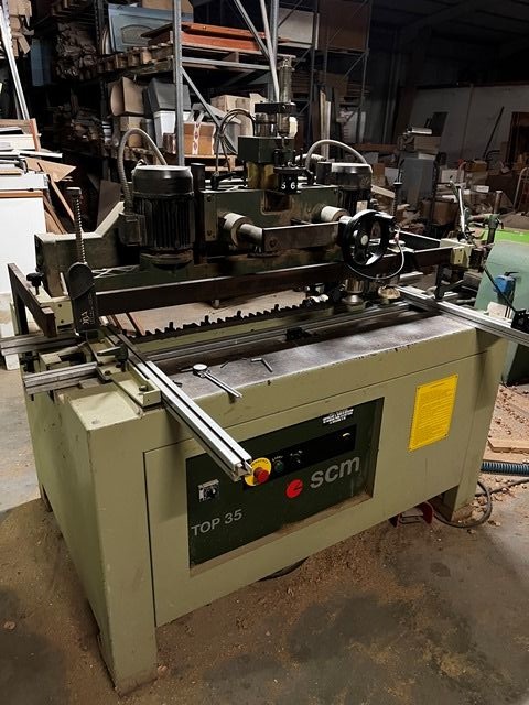 4FO122403-Caselli-Group-SEMI-AUTOMATIC-SINGLE-HEAD-MULTIBORING-MACHINE-SCM-TOP35-2.jpg