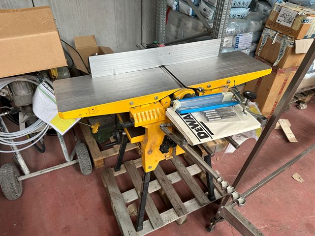 4CO502502-Caselli-Group-COMBINATA-FILO-SPESSORE-DEWALT.jpeg