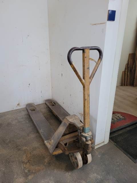 4MI202501-Caselli-Group-FORK-LIFT.jpg