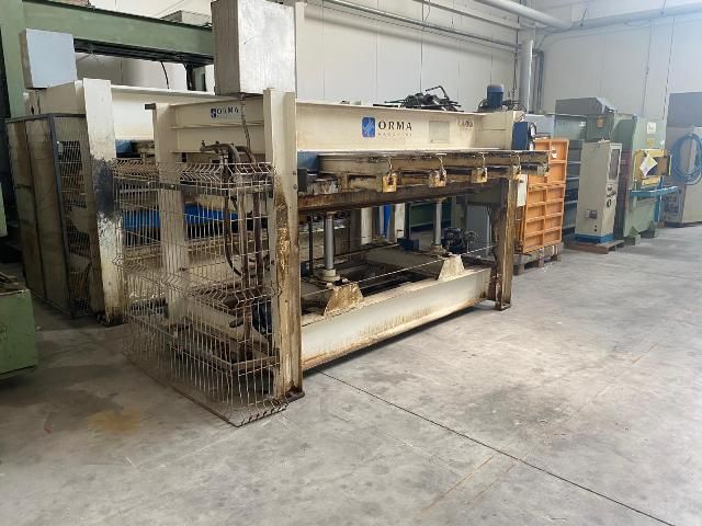 4PR152505-Caselli-Group-UNIVERSAL-HOT-PRESS-FOR-VENEER-ORMA-NPCL-1.jpeg